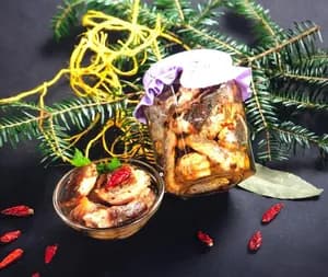 Trout fillet in spicy oil (260 g) - €39.00 / kg | File de păstrăv în ulei picant