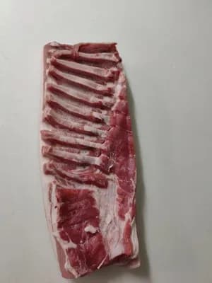 Pork A belly single ribbed 20/50, rind on