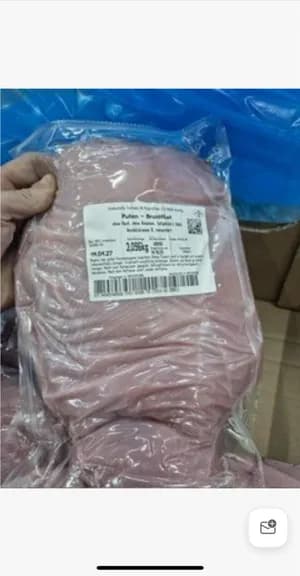 Turkey breast, male, vacuum frozen