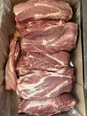 Pork collars sliced in stripes for gyros production