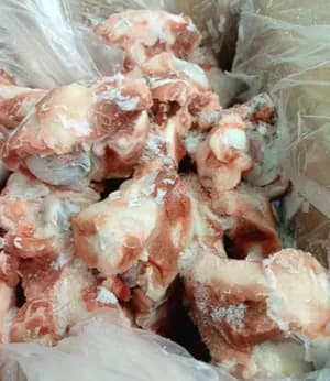 Frozen pork humuerus bones