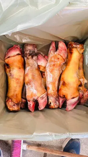 Frozen Beef Feet - Cleaned & High Quality (A-Grade)